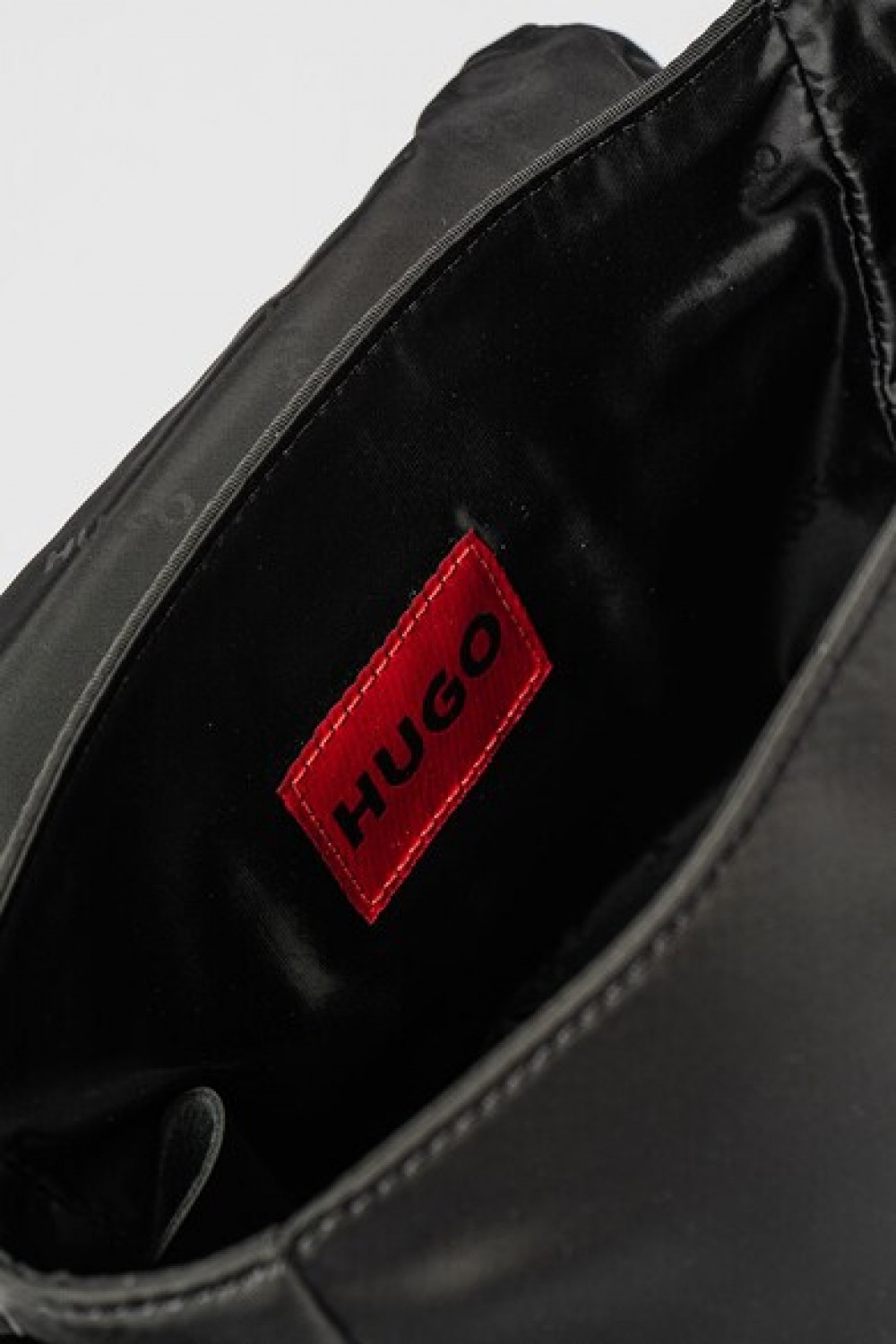 HUGO BAG ETHON 2.0 WITH RED LOGO BLACK 50522322-001