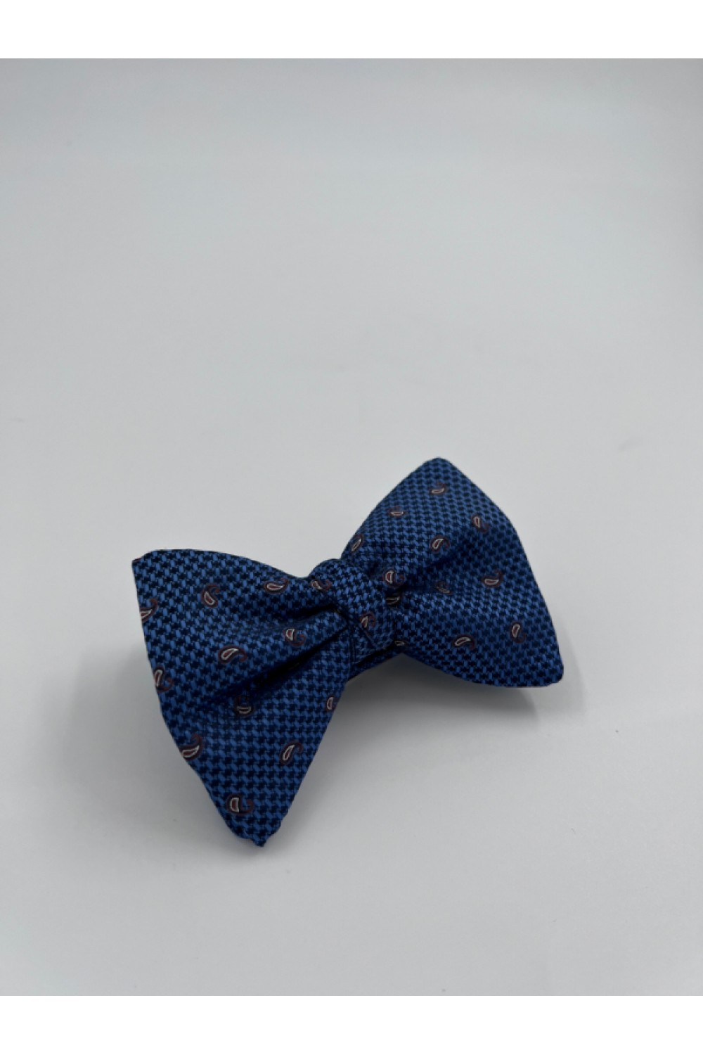 MEN BOW TIE BLUE WITH GREY PRINTS BT04