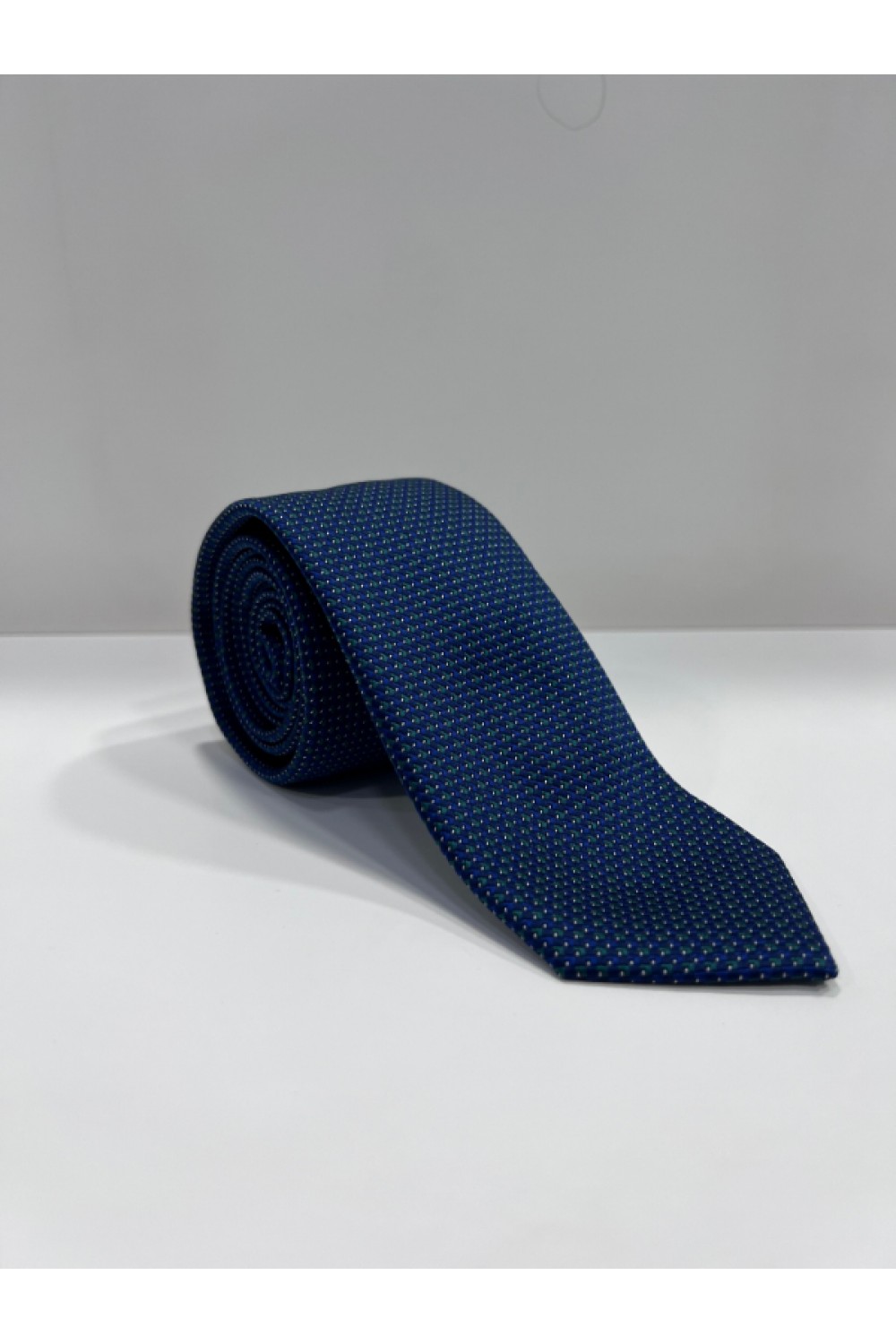 MEN TIE DARK BLUE WITH GREEN PRINTS SP69