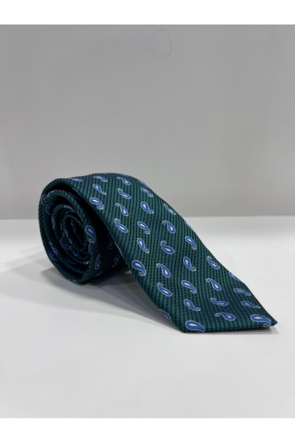 MEN TIE GREEN WITH BLUE PRINTS SP72