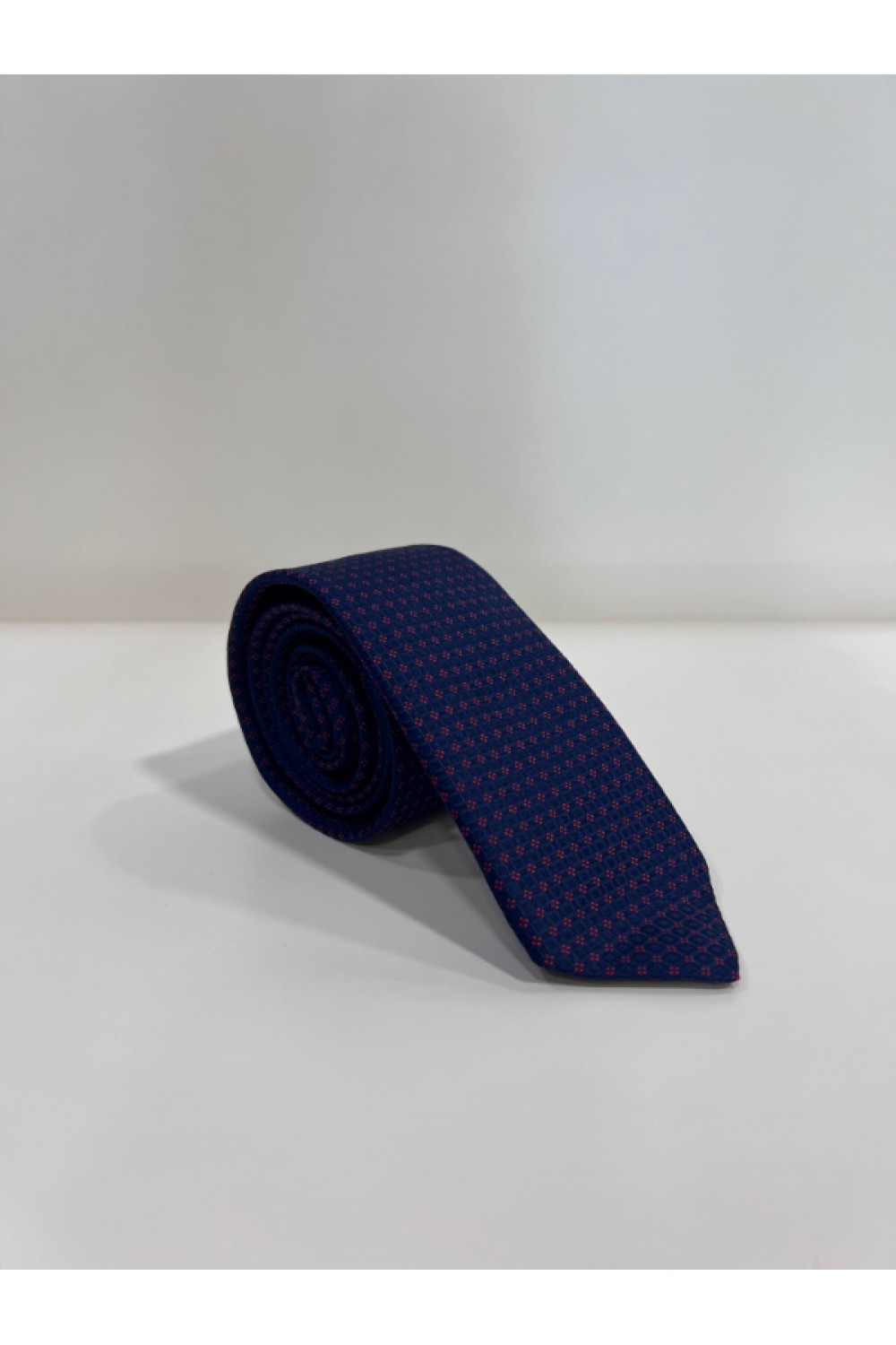 MEN TIE NAVY BLUE-BORDEUX PRINTS SP38