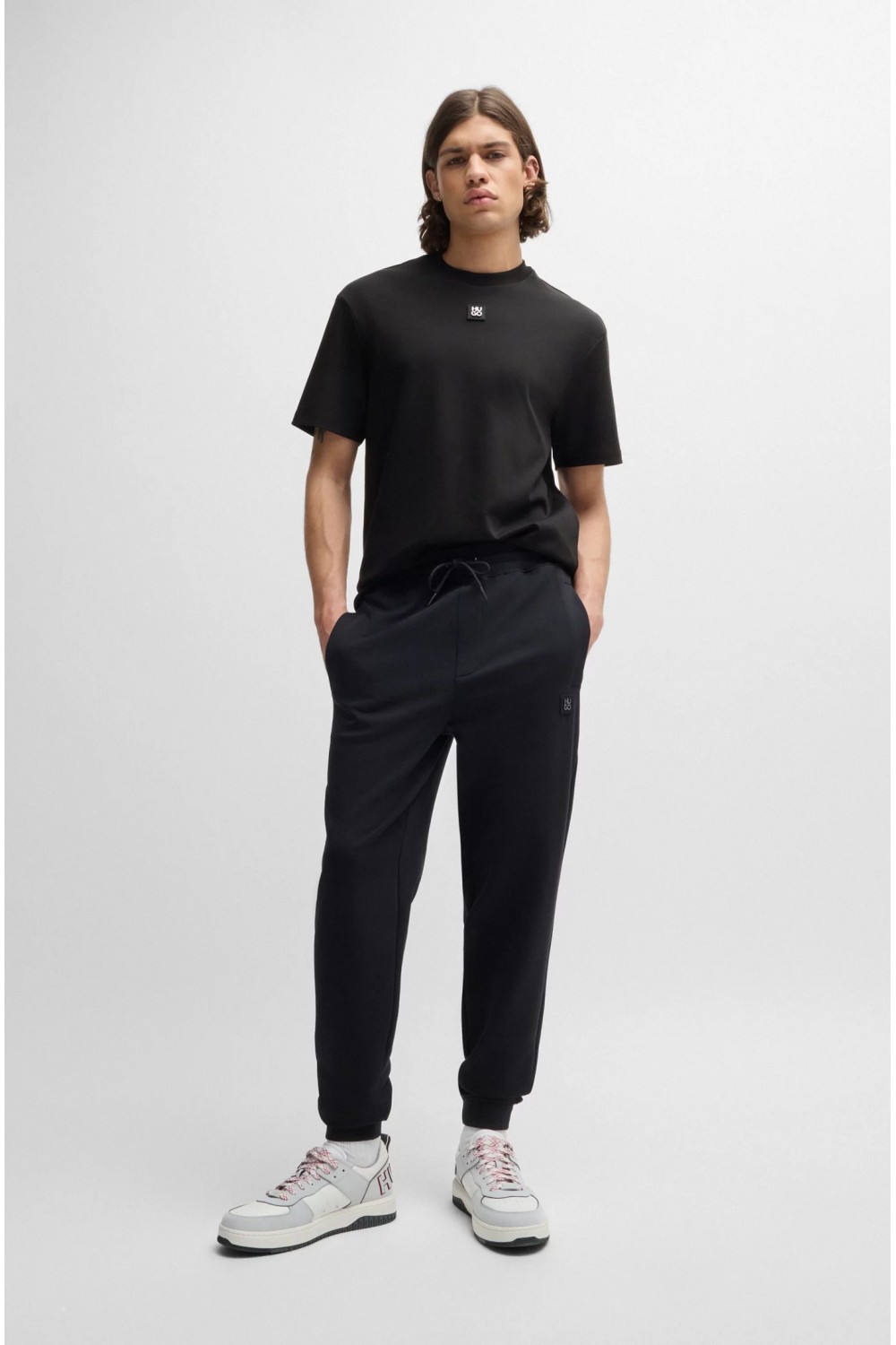 HUGO INTERLOCK COTTON REGULAR FIT T-SHIRT WITH STACKED LOGO BLACK 50505201-002