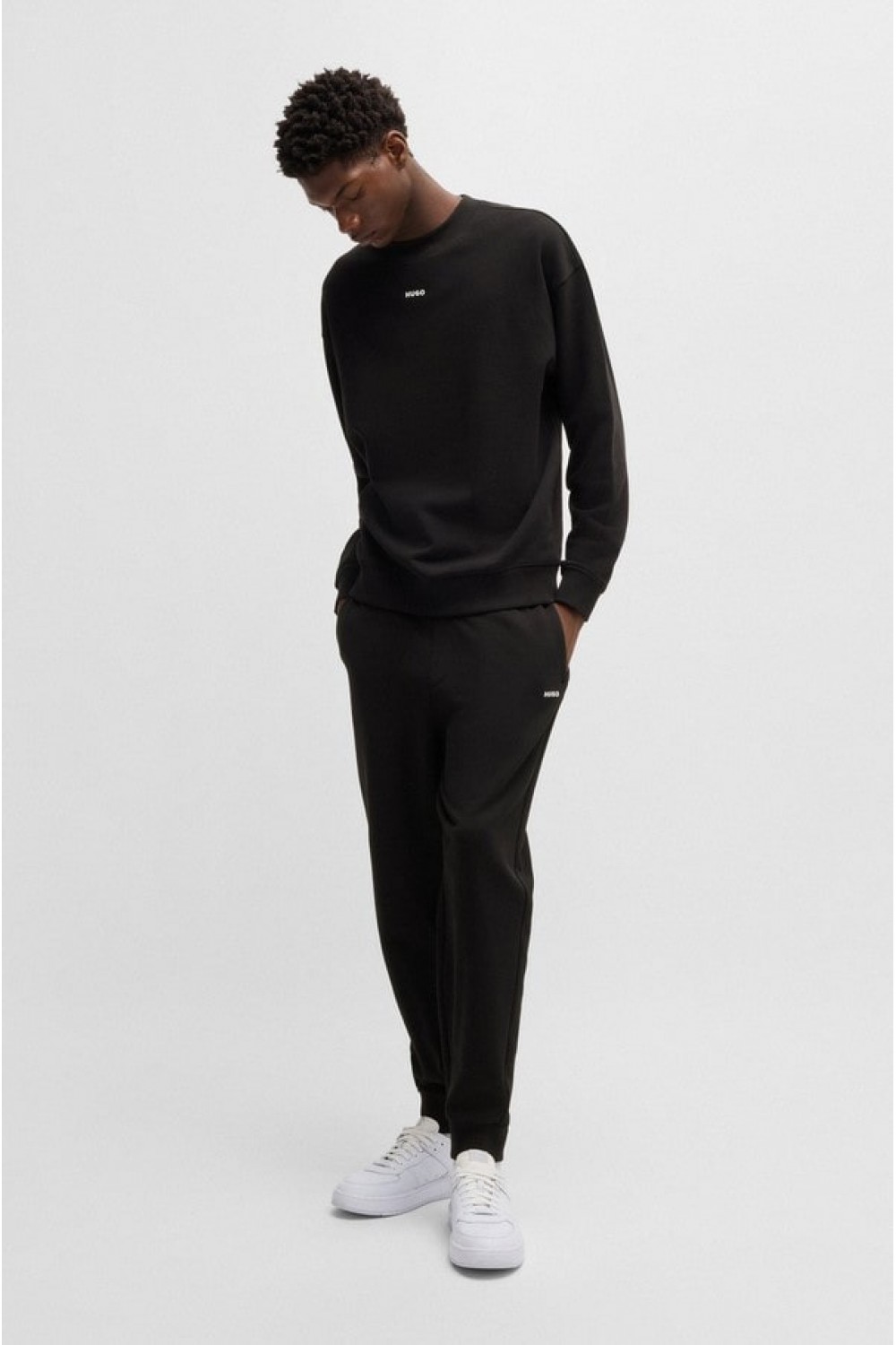 HUGO RELAXED-FIT SWEATSHIRT IN COTTON TERRY WITH LOGO DETAIL BLACK 50525892-001  