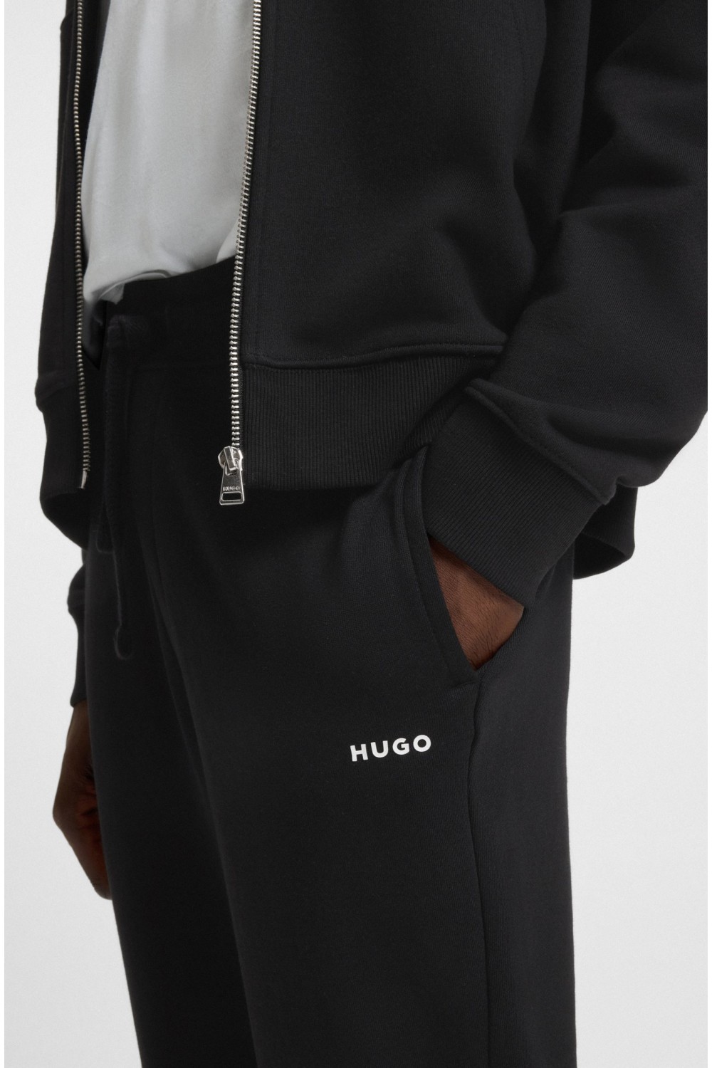 HUGO TRACKSUIT COTTON-TERRY BOTTOMS WITH CONTRAST LOGO BLACK 50489617-001 