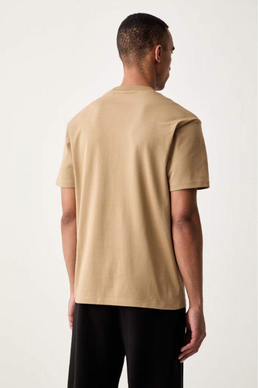 HUGO INTERLOCK COTTON REGULAR FIT T-SHIRT WITH STACKED LOGO DALILE 50505201-928