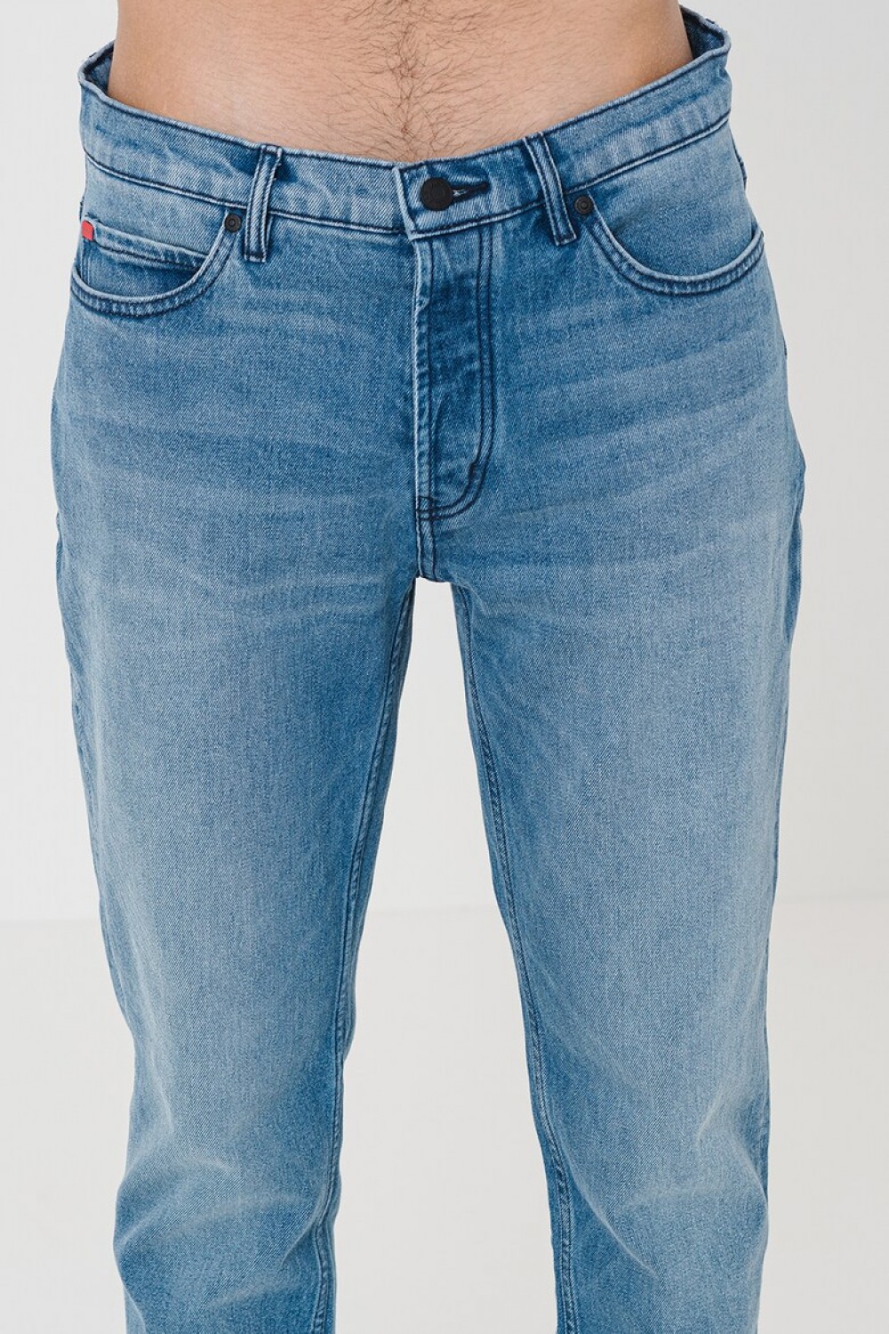 HUGO JEAN TAPERED FIT DENIM BLUE HUGO 634 50530617-422