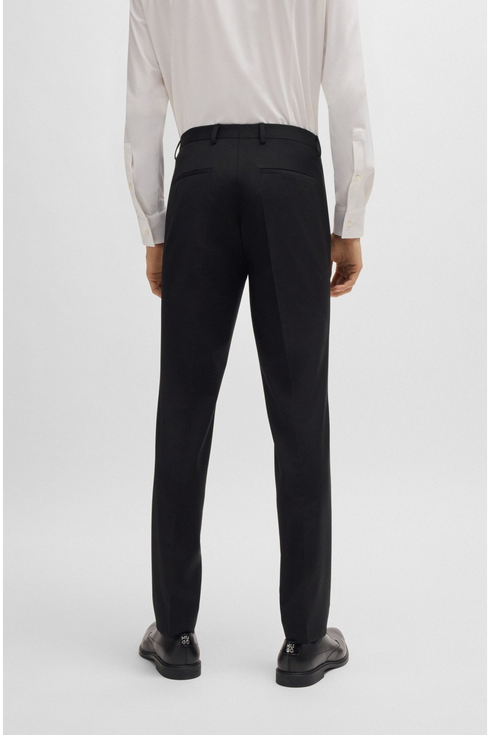 HUGO SUIT SLIM FIT ARTI/HESTEN 212X BLACK 50450994-001