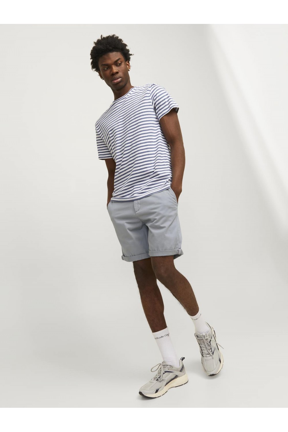 JACK & JONES BOWIE SOLID CHINO SHORTS ULTIMATE GREY 12165604