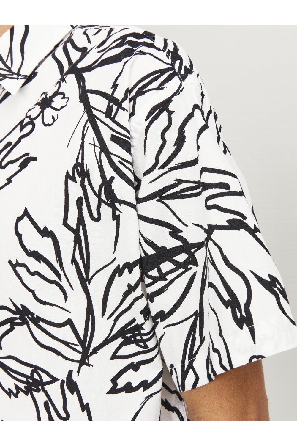 JACK & JONES JORLAFAYETTE AOP SHIRT SS LN CLOUD DANCER 12251023