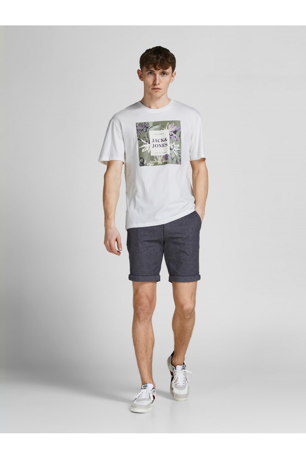 JACK & JONES JORFLOWER BRANDING TEE SS CREW NECK LN WHITE 12205874