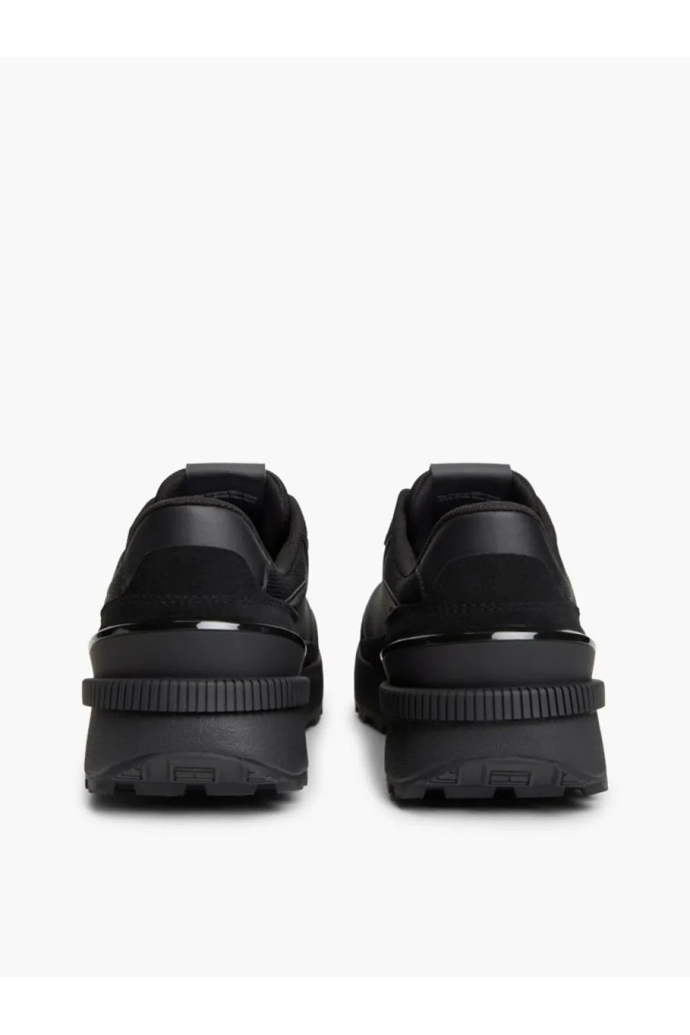 TOMMY HILFIGER COLOUR-BLOCKED MIXED TEXTURE CLEAT SNEAKERS BLACK EM0EM01775-0GJ