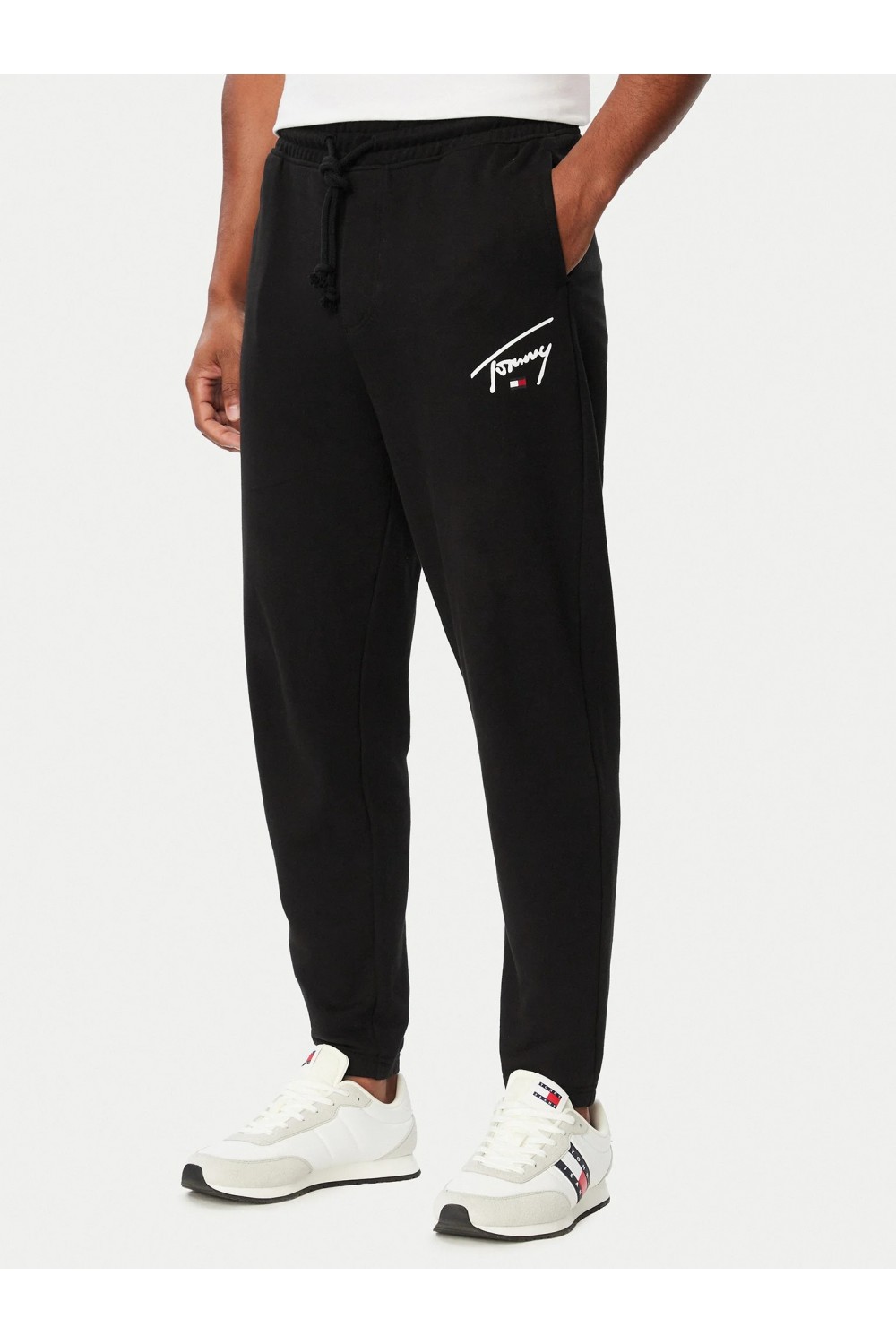 TOMMY HILFIGER TJM REG SIGNATURE SWEATPANT BLACK DM0DM23593-BDS