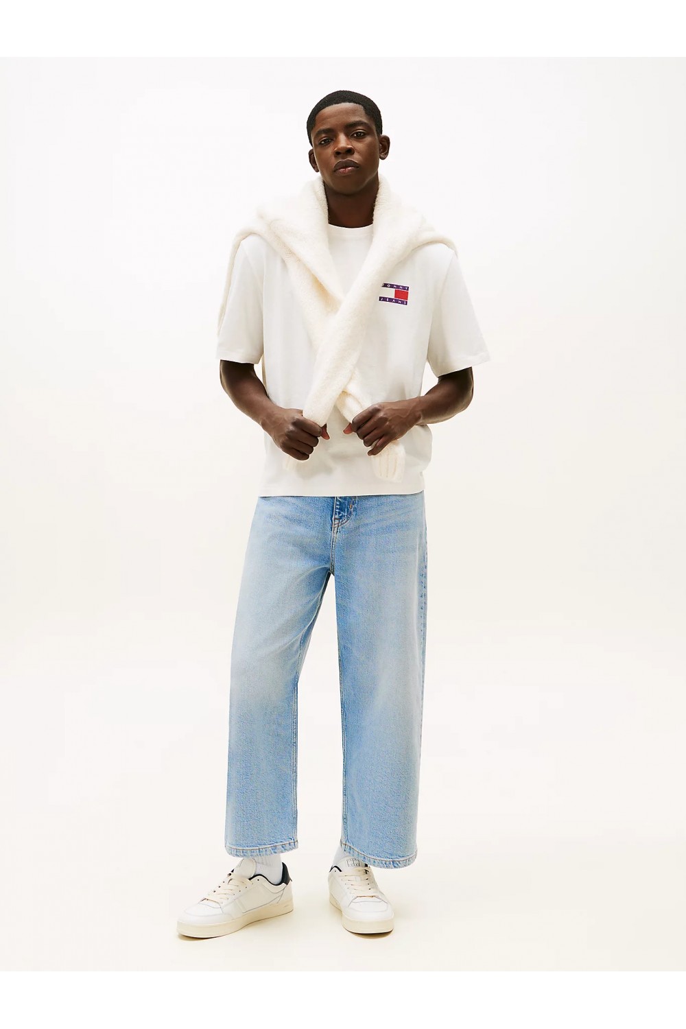 TOMMY HILFIGER T-SHIRT TJM 90S PEAKS BACKPRIT TEE DM0DM22337-YBH