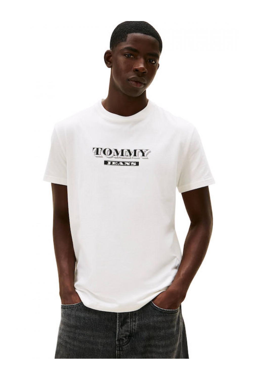 TOMMY HILFIGER T-SHIRT TJM REG BILLS FONT TEE ECRU DM0DM22322-YBL