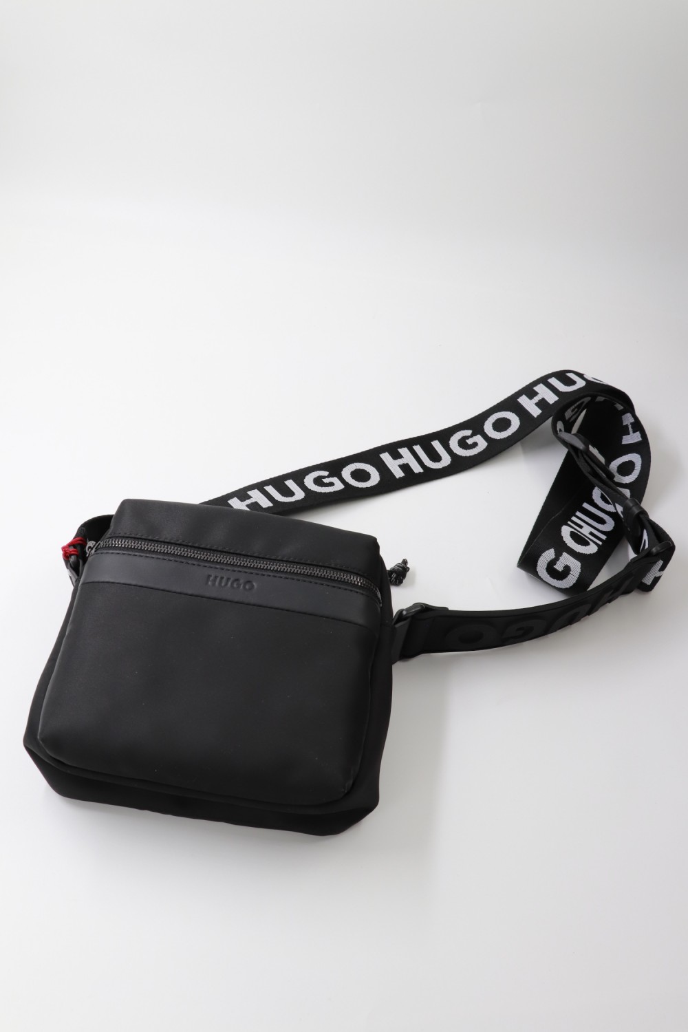 HUGO CROSSBODY WAYNER BAG WITH RUBBERISED LOGO PATCH 50503817-001