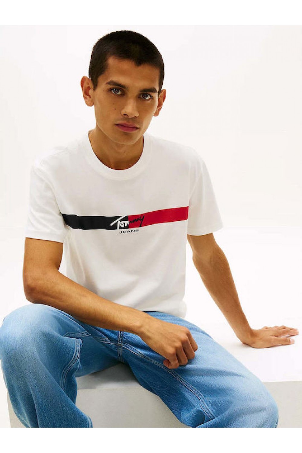 TOMMY HILFIGER T-SHIRT TJM REG SIGNATURE STRIPE WHITE DM0DM22539-YBL