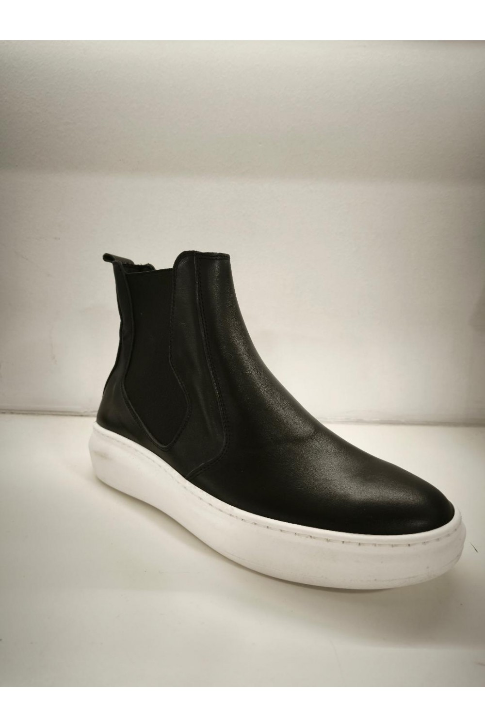 NICE STEP CHELSEA LEATHER BOOTS BLACK NS202