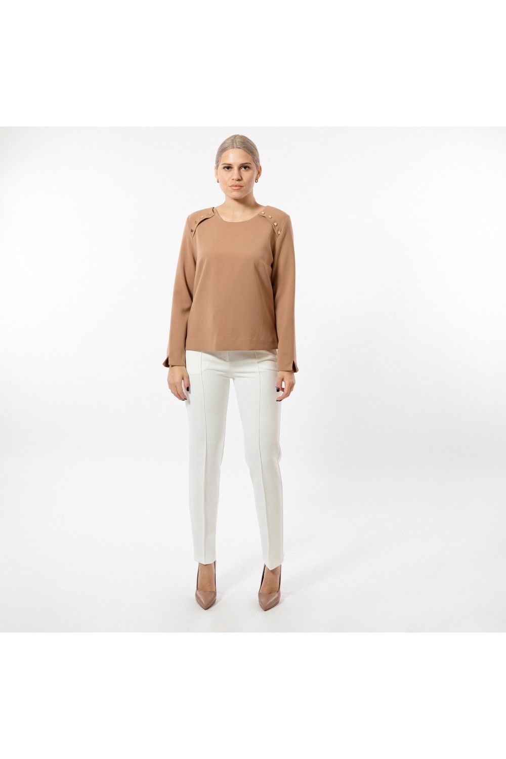 ACCESS TOP WITH STUDS CAMEL