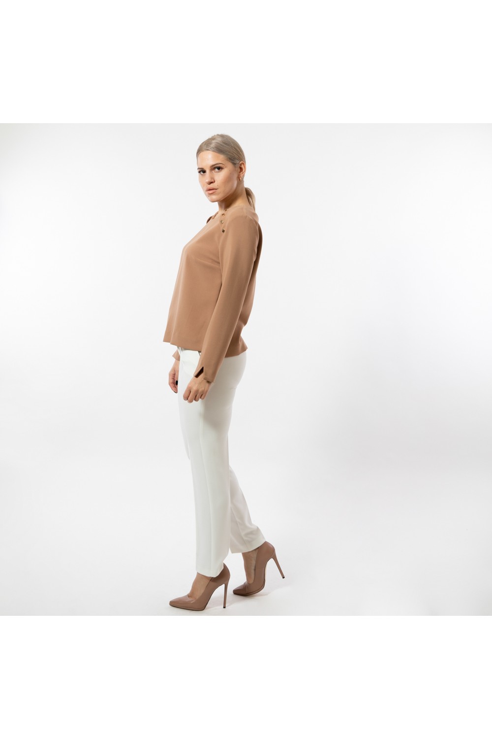 ACCESS TOP WITH STUDS CAMEL