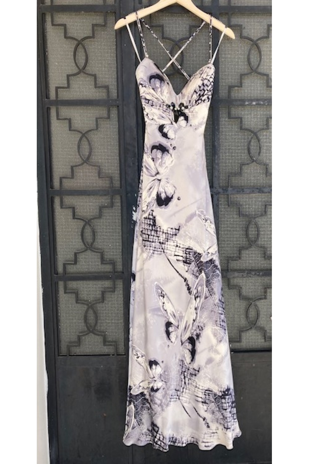 MIKAEL LONG DRESS BLACK AND WHITE BE172