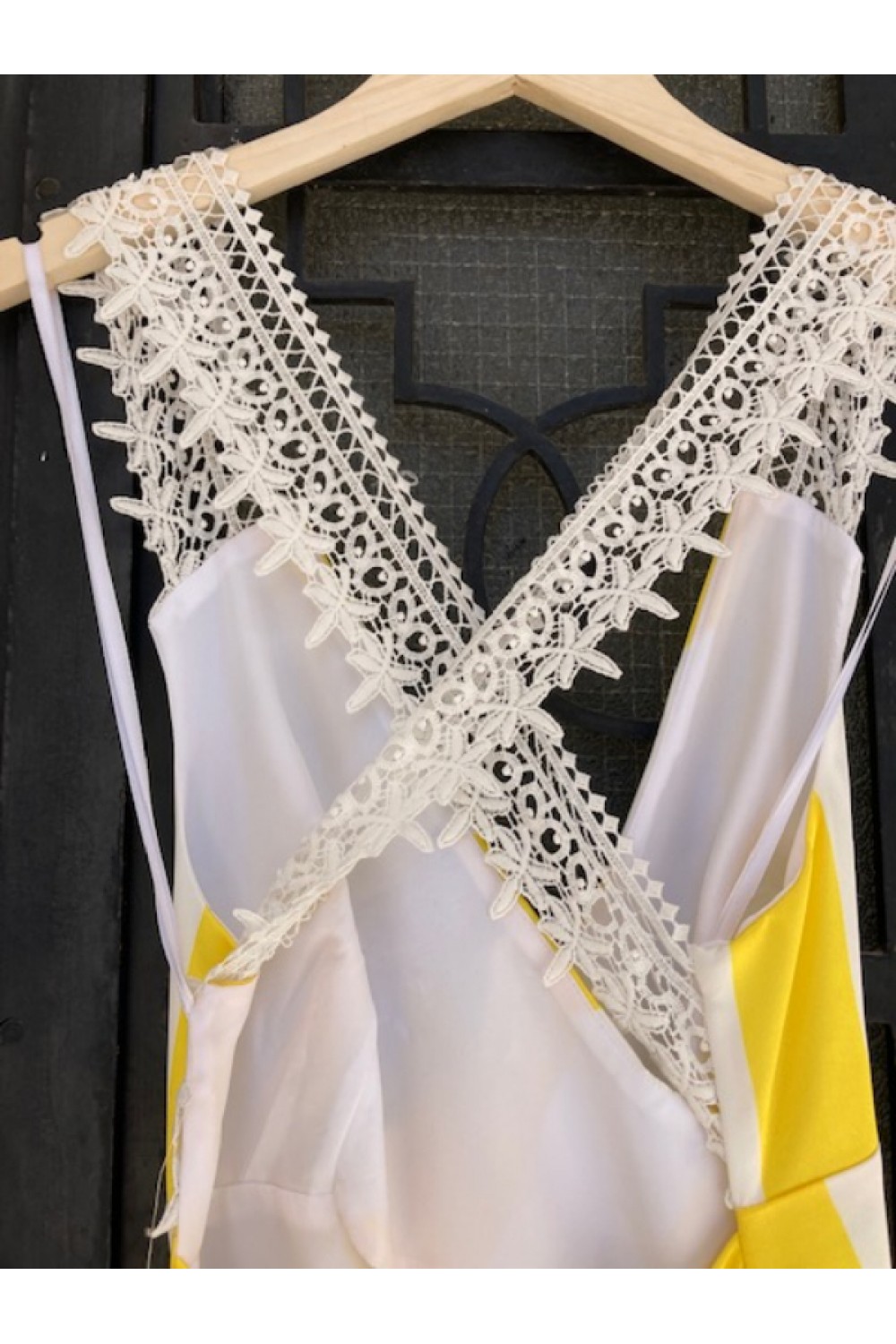 JULYTWO ATELIER LONG DRESS WHITE/YELLOW BE178