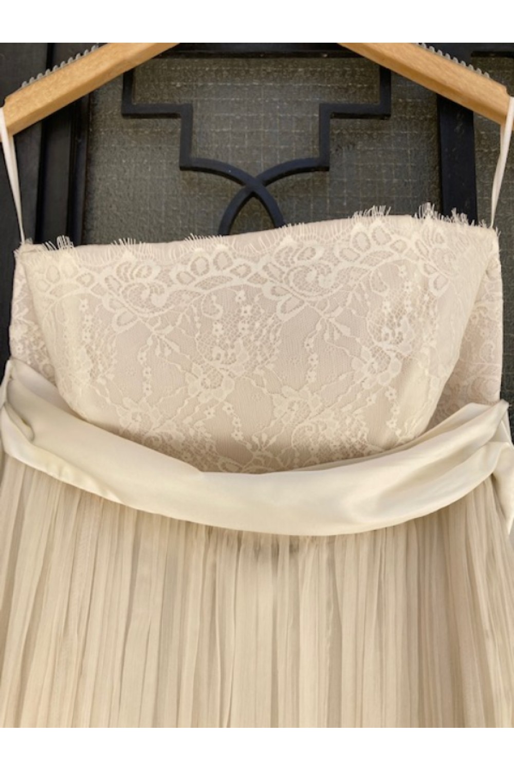 D&K FRANGOULIS DRESS WHITE BE295