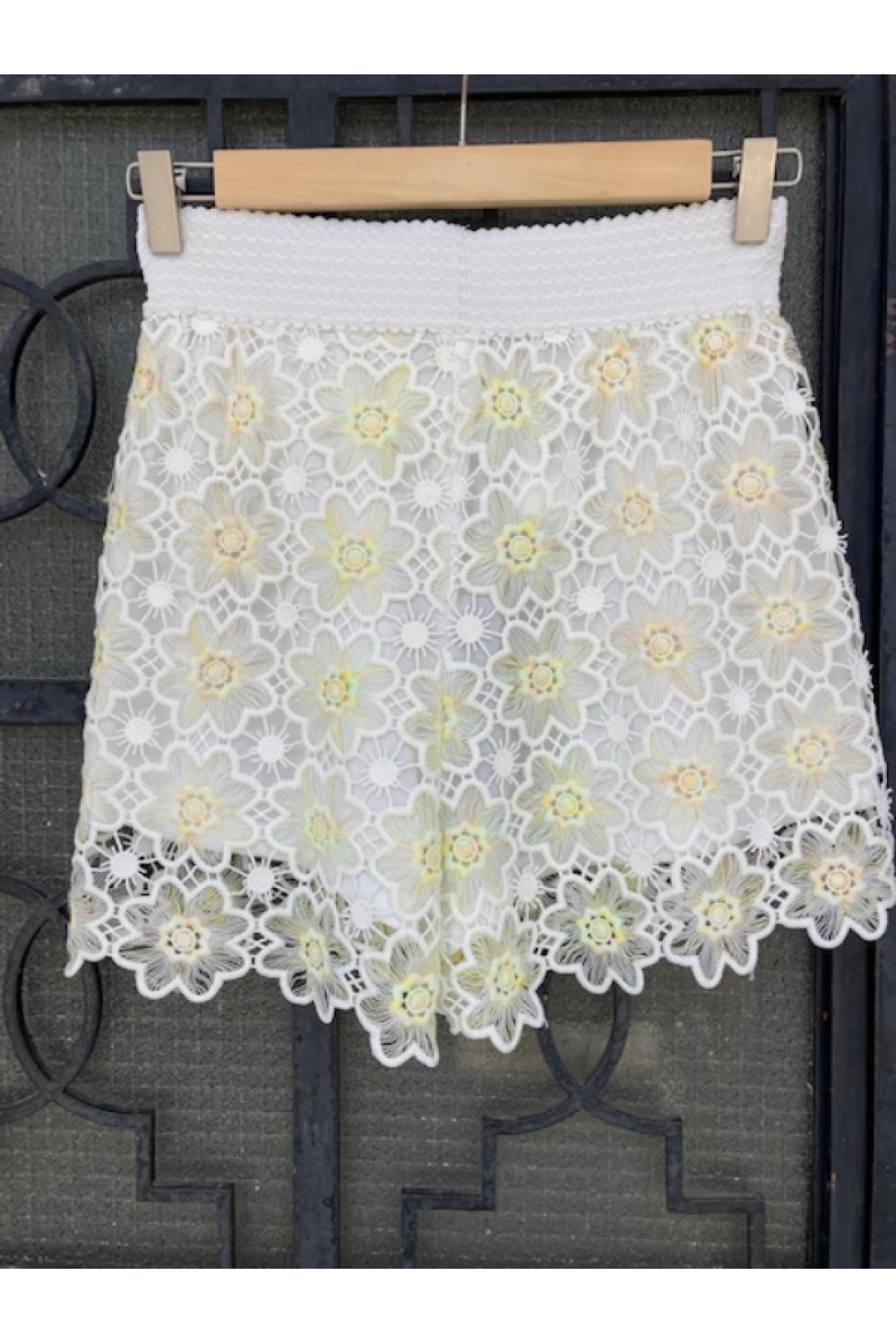 TWENTY-29  WHITE-GOLD BE337