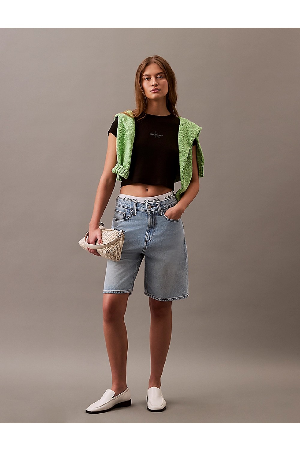 CALVIN KLEIN JEANS T-SHIRT SLIM CROPPED MONOGRAM BLACK LV047AB802-UB1