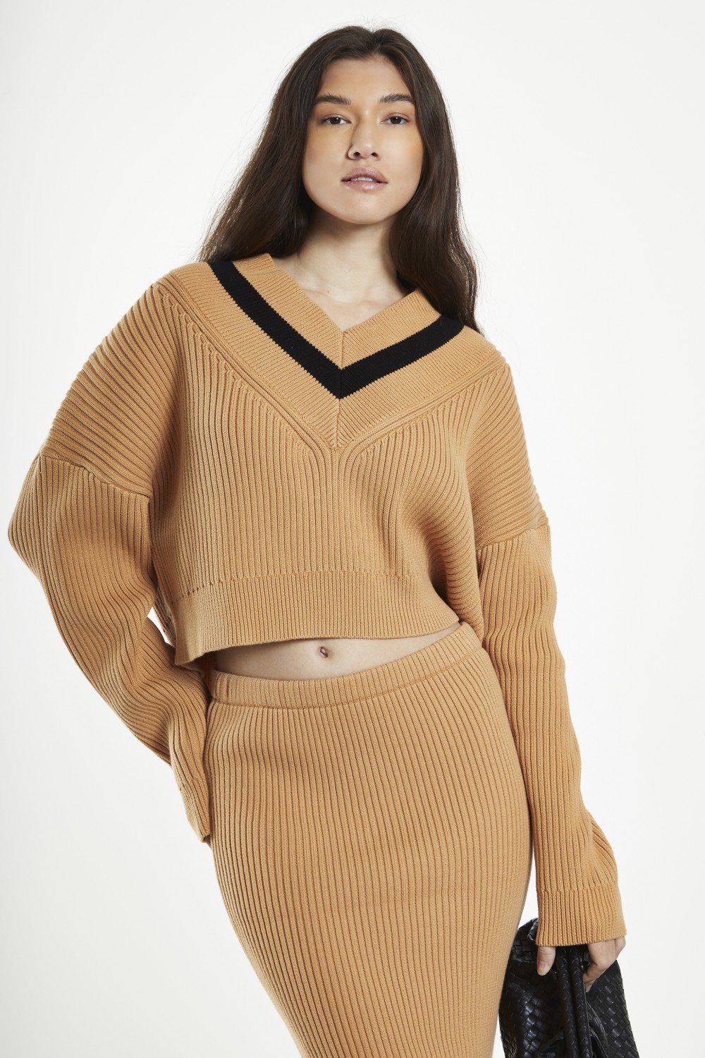 GLAMOROUS LADIES JUMPER KNIT CARAMEL BLACK CK6690