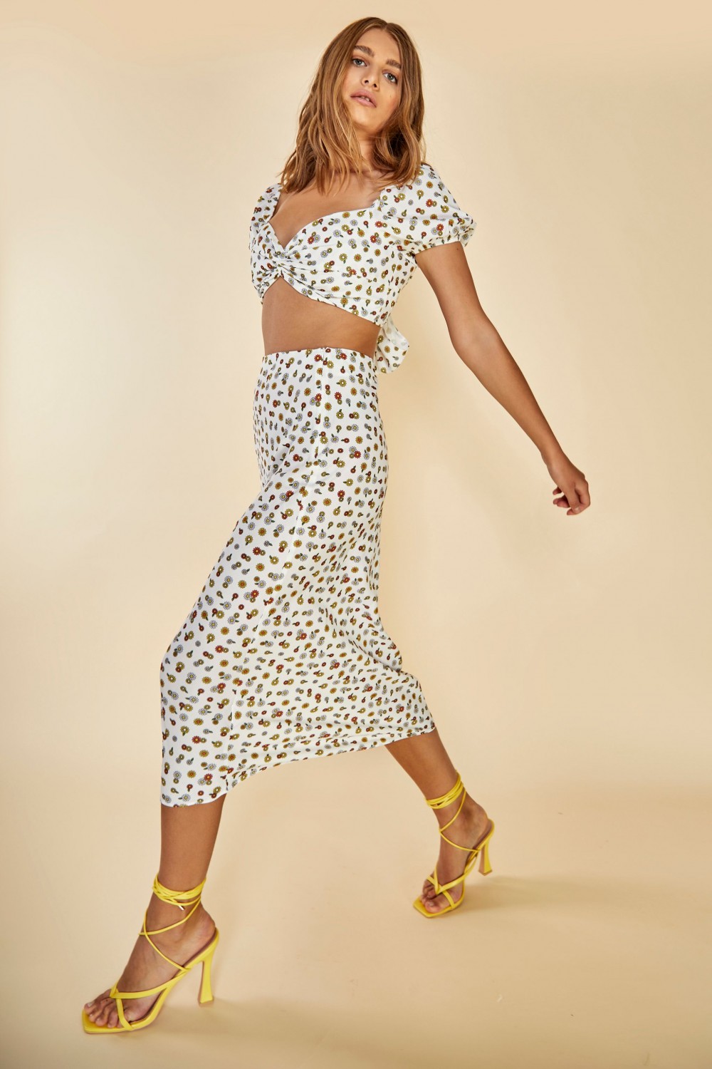 GLAMOROUS LADIES SKIRT WHITE DITSY DAISY CA0284