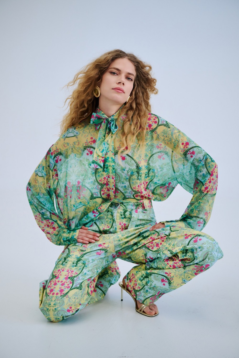 IRAIDA SOLWISE SET OVERSHIRT AND DENIM PANT 