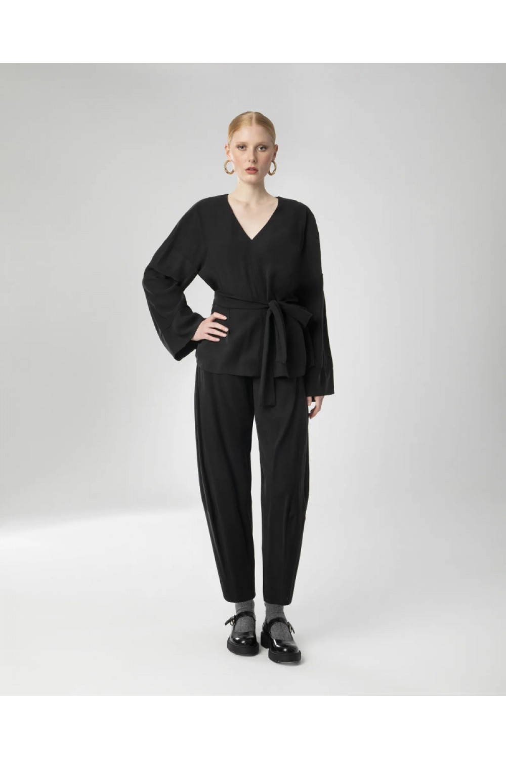 MOUTAKI WOMAN BLOUSE V-NECK BLACK 26.01.106