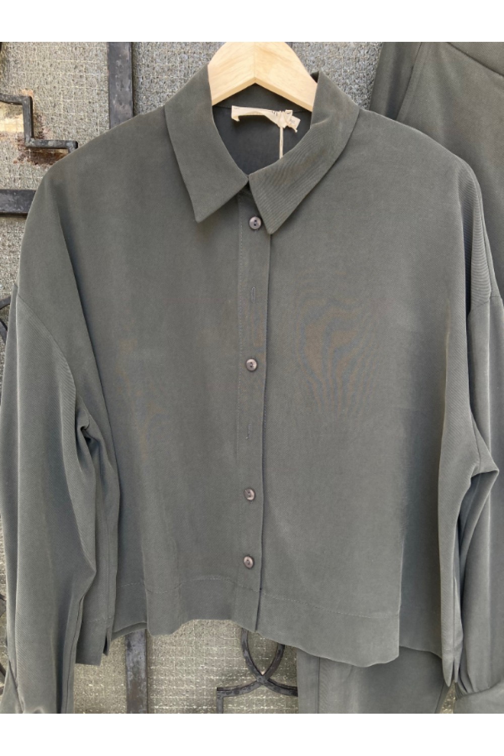 MOUTAKI SHIRT CARBON 25.09.101