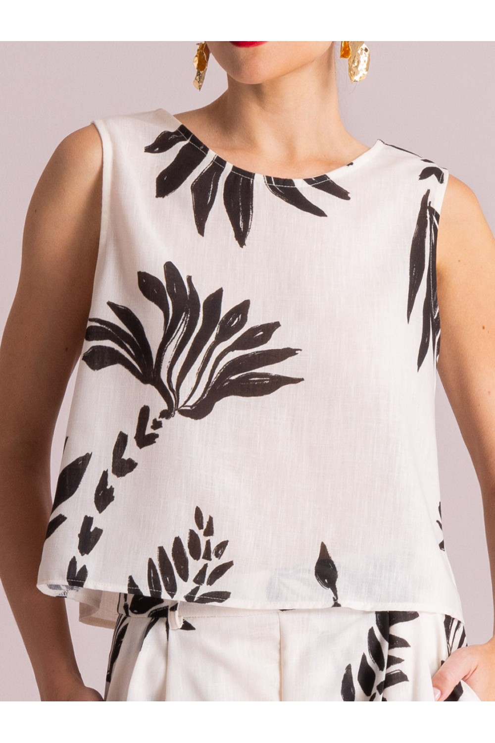 MOUTAKI WOMAN TOP BLACK-WHITE 26.01.28