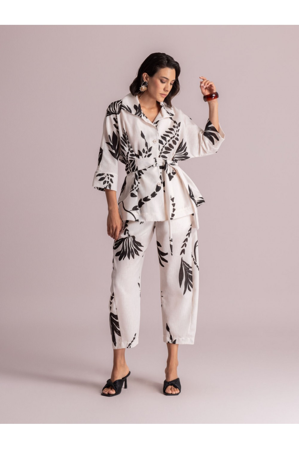 MOUTAKI WOMAN PANT BLACK-WHITE 26.03.25