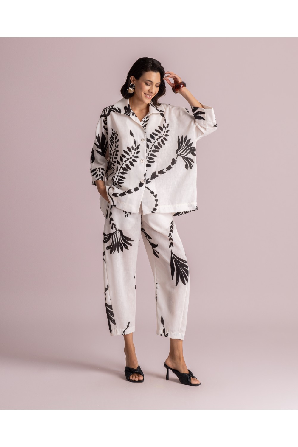 MOUTAKI WOMAN SHIRT BLACK-WHITE 26.06.08