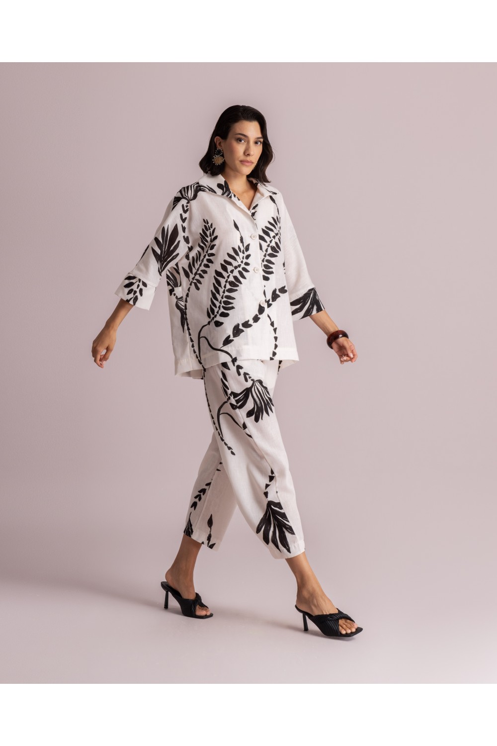 MOUTAKI WOMAN SHIRT BLACK-WHITE 26.06.08