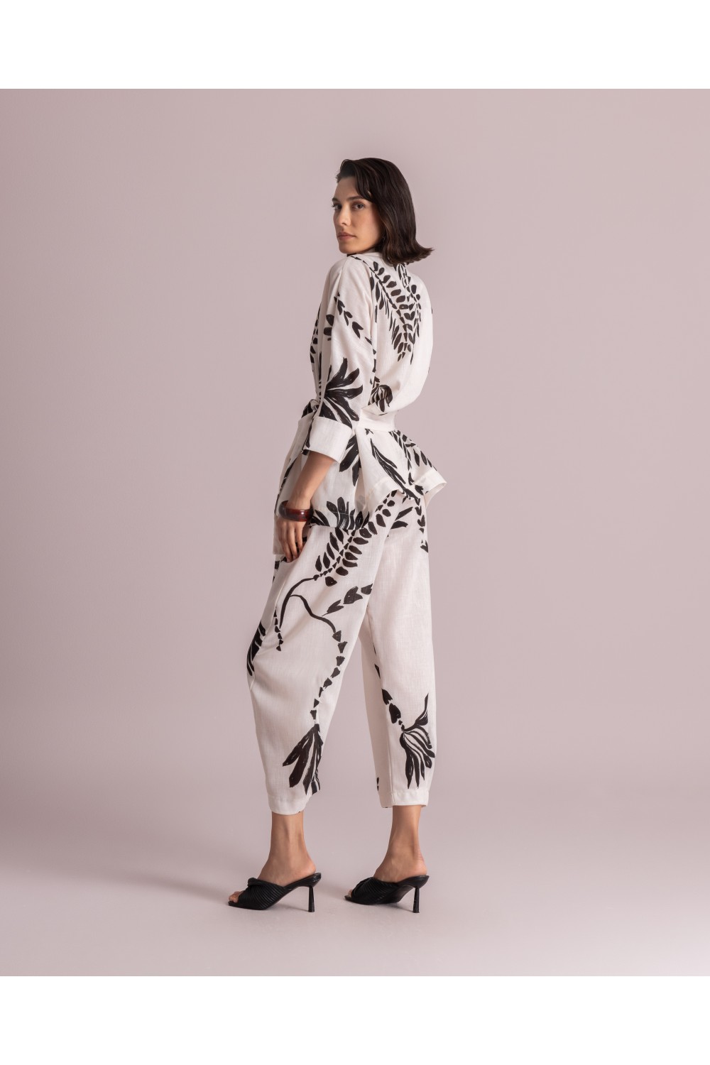 MOUTAKI WOMAN SHIRT BLACK-WHITE 26.06.08