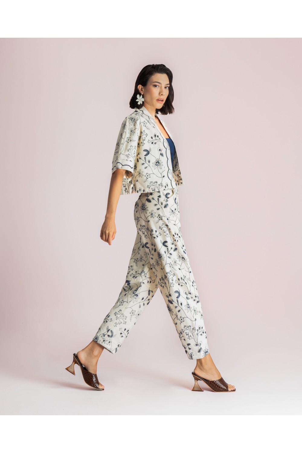 MOUTAKI WOMAN DENIM ECRU PANT 26.03.79