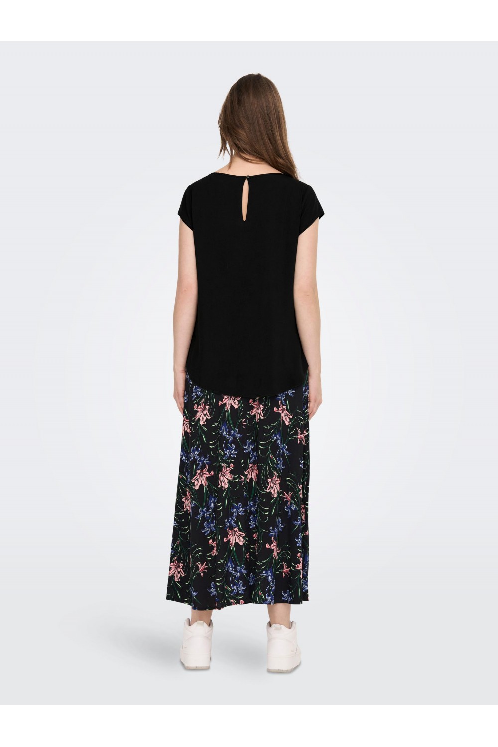 ONLY NOVA LIFE S/S TOP SOLID BLACK 15222173