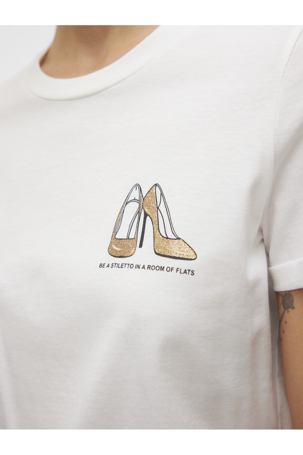 VERO MODA VILLA SS O-NECK T-SHIRT SNOW WHITE-GOLD GLITTER 10324551
