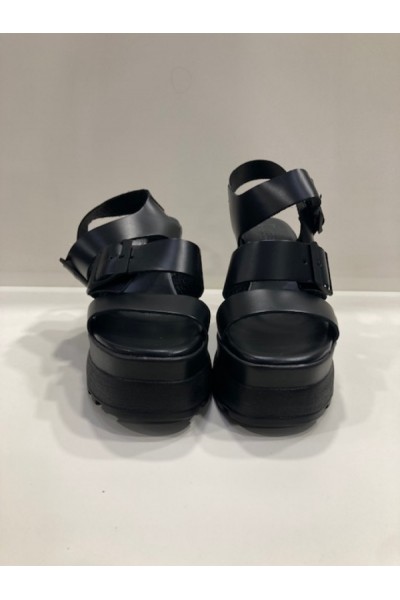 B.L. COLLECTION BLACK PLATFORM 1725