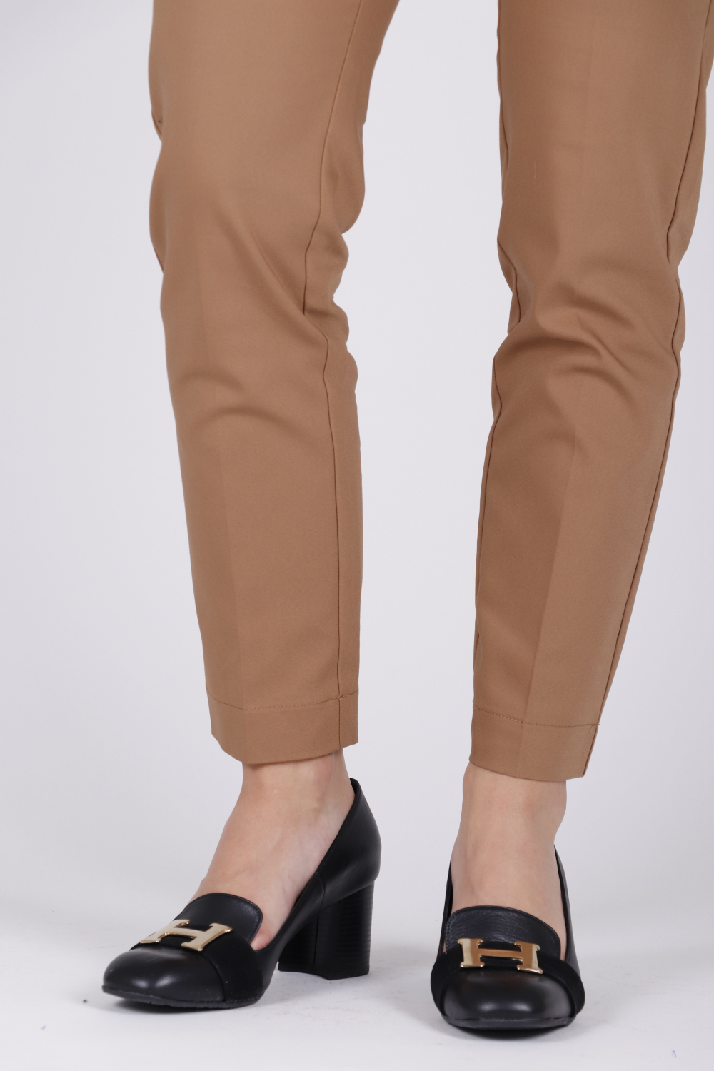 BACALI COLLECTION BLACK LEATHER HEELS X205114