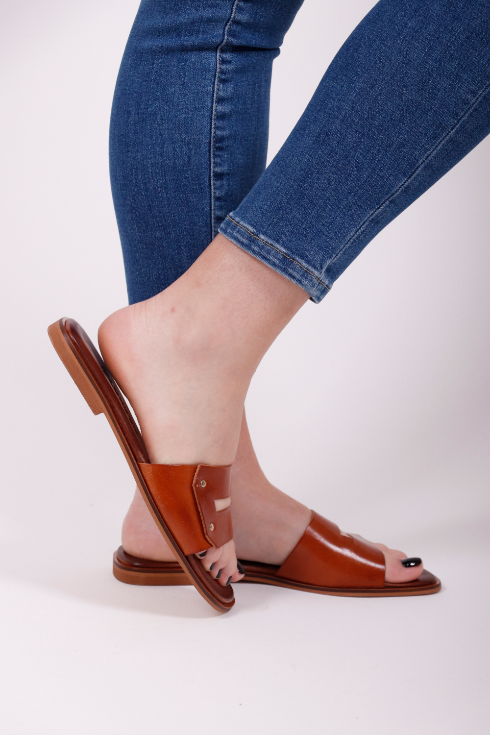 B.L. COLLECTION LEATHER SANDALS TABA SX123