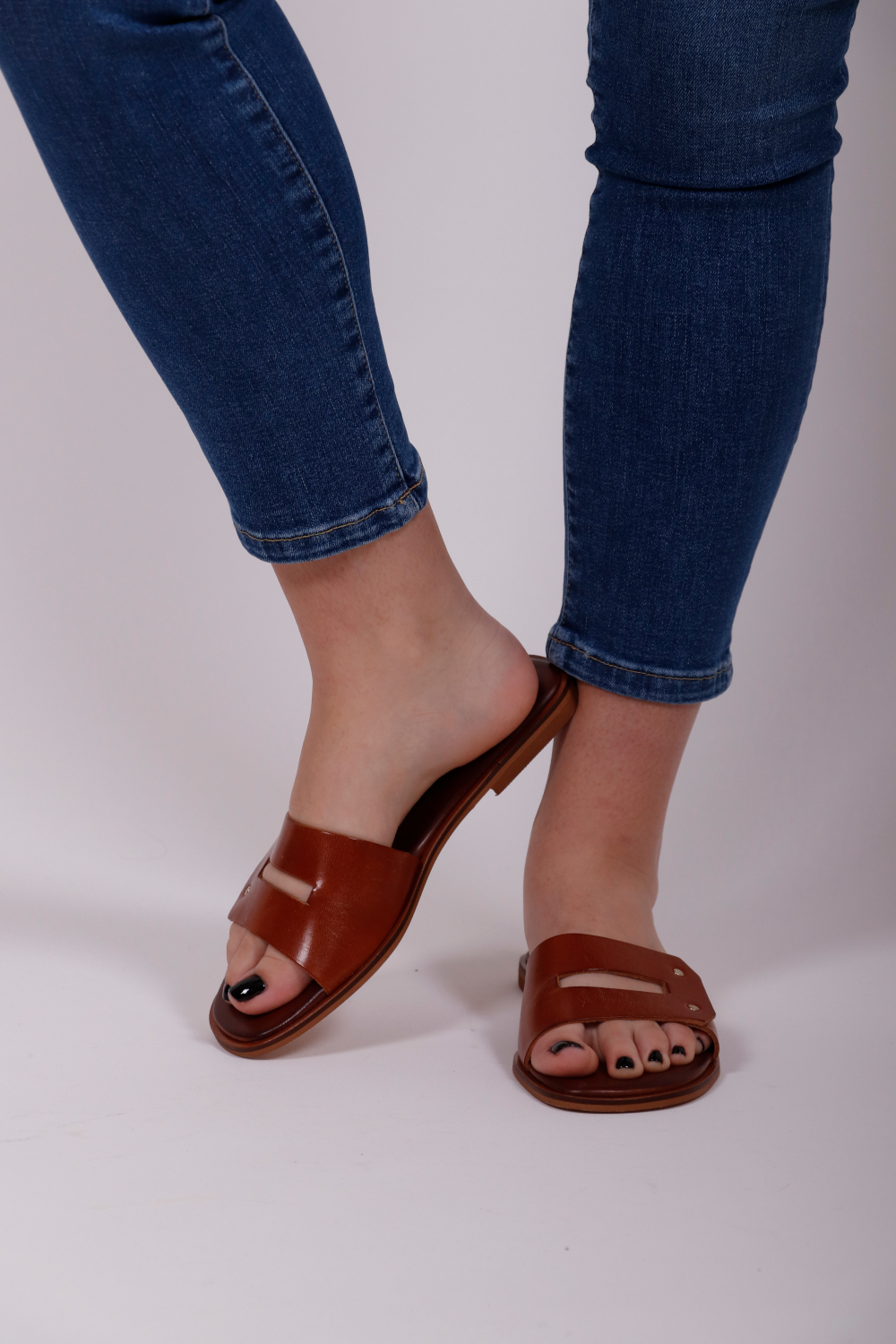 B.L. COLLECTION LEATHER SANDALS TABA SX123