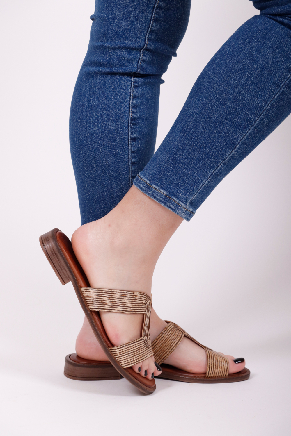 B.L. COLLECTION MOCCA BAMBOO SANDALS 7186-1084